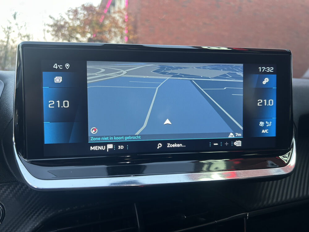 Peugeot 2008 1.2 PureTech Allure // LED // NAVI + CARPLAY // PDC V+A // CAMERA // CLIMA // HALF-LEDER 16