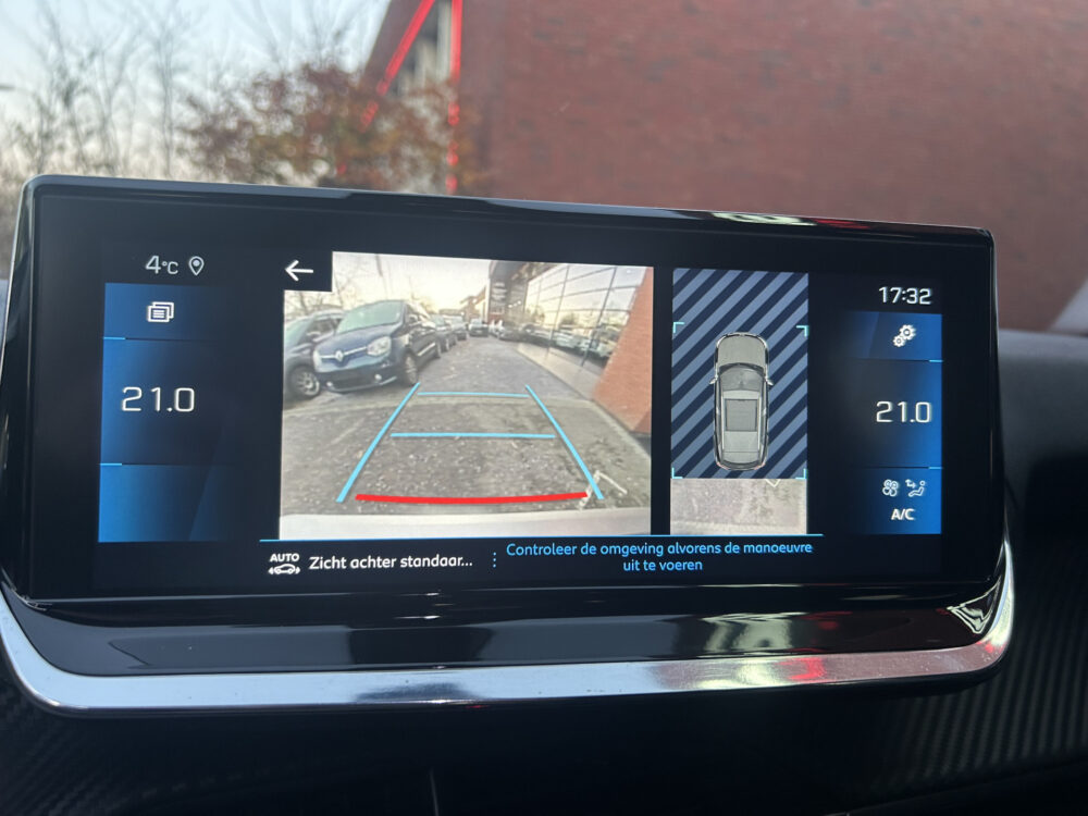 Peugeot 2008 1.2 PureTech Allure // LED // NAVI + CARPLAY // PDC V+A // CAMERA // CLIMA // HALF-LEDER 18