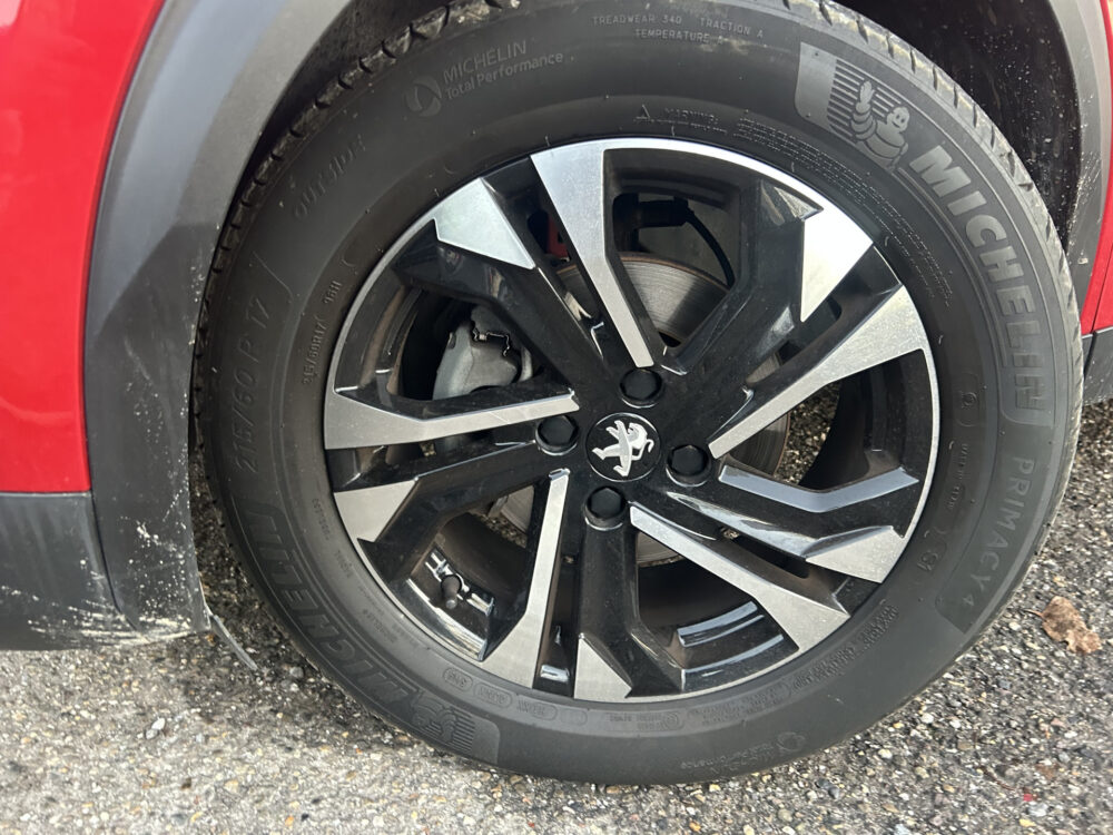 Peugeot 2008 1.2 PureTech Allure // LED // NAVI + CARPLAY // PDC V+A // CAMERA // CLIMA // HALF-LEDER 27