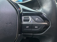 Peugeot 2008 1.2 PureTech Allure // LED // NAVI + CARPLAY // PDC V+A // CAMERA // CLIMA // HALF-LEDER 43