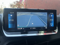 Peugeot 2008 1.2 PureTech Allure // LED // NAVI + CARPLAY // PDC V+A // CAMERA // CLIMA // HALF-LEDER 49