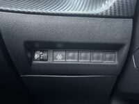 Peugeot 2008 1.2 PureTech Allure // LED // NAVI + CARPLAY // PDC V+A // CAMERA // CLIMA // HALF-LEDER 57