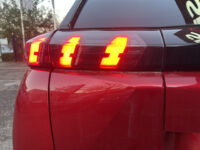 Peugeot 2008 1.2 PureTech Allure // LED // NAVI + CARPLAY // PDC V+A // CAMERA // CLIMA // HALF-LEDER 63