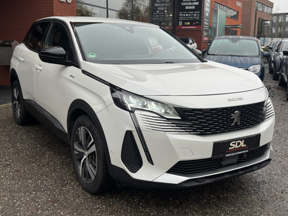 Peugeot 3008 1.6 HYbrid 225 Allure // NAVI // CAMERA // CLIMA // CRUISE // STOELVERWARMING // APPLE CARPLAY - ANDROID AUTO // 2