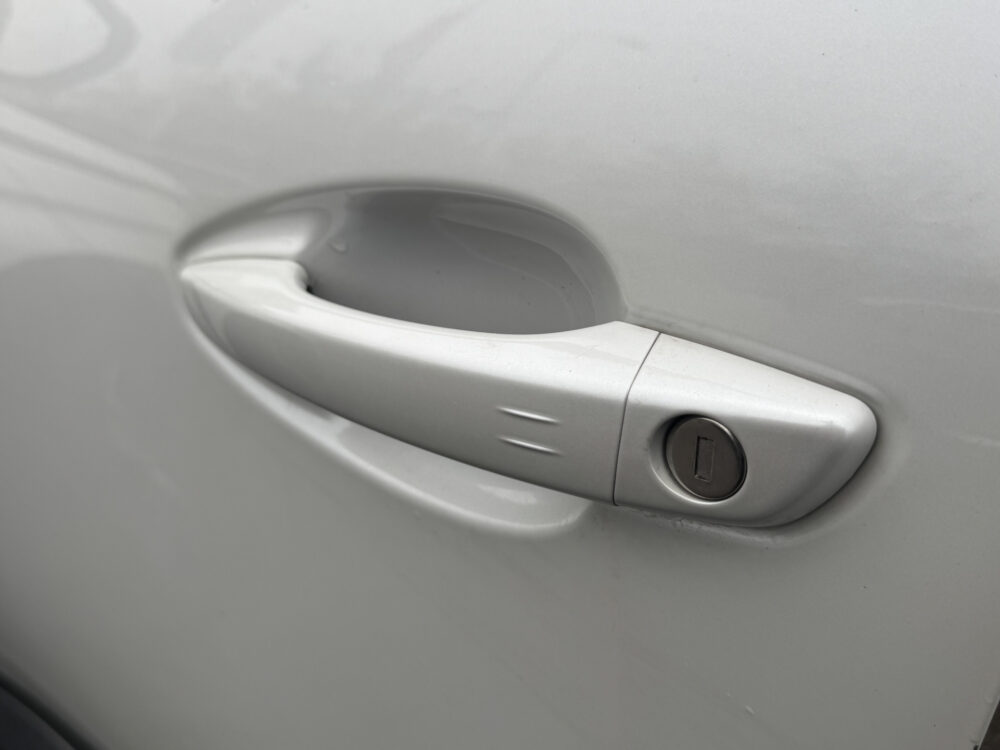 Peugeot 3008 1.6 HYbrid 225 Allure // ADAPTIVE CRUISE // CAMERA // NAVI // STOELVERWARMING // CLIMA // 28