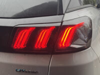 Peugeot 3008 1.6 HYbrid 225 Allure // ADAPTIVE CRUISE // CAMERA // NAVI // STOELVERWARMING // CLIMA // 38