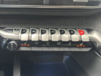 Peugeot 3008 1.6 HYbrid 225 Allure // ADAPTIVE CRUISE // CAMERA // NAVI // STOELVERWARMING // CLIMA // 53