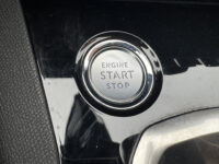 Peugeot 3008 1.6 HYbrid 225 Allure // ADAPTIVE CRUISE // CAMERA // NAVI // STOELVERWARMING // CLIMA // 57