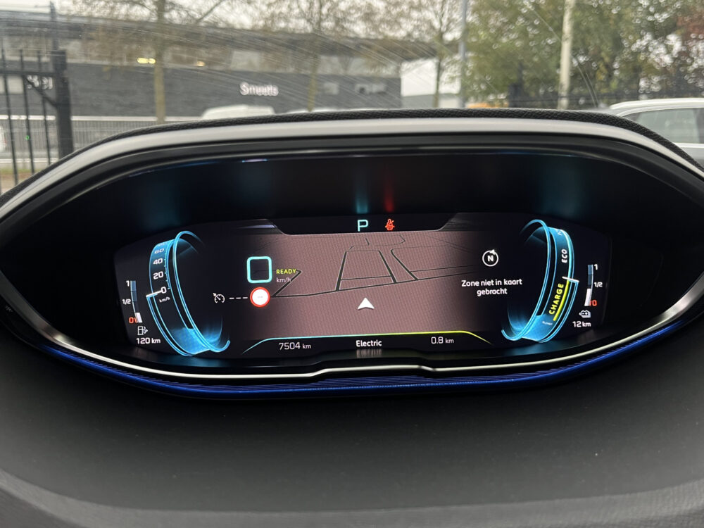 Peugeot 3008 1.6 HYbrid 225 Allure UNIEK 7500KM!!!! // DODEHOEK // HALF LEDER // CAMERA+SENSOREN // NAVI+CARPLAY // CRUISE // CLIMA // 31