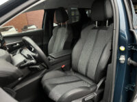 Peugeot 3008 1.6 HYbrid 225 Allure UNIEK 7500KM!!!! // DODEHOEK // HALF LEDER // CAMERA+SENSOREN // NAVI+CARPLAY // CRUISE // CLIMA // 46