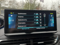 Peugeot 3008 1.6 HYbrid 225 Allure UNIEK 7500KM!!!! // DODEHOEK // HALF LEDER // CAMERA+SENSOREN // NAVI+CARPLAY // CRUISE // CLIMA // 58