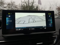 Peugeot 3008 1.6 HYbrid 225 Allure UNIEK 7500KM!!!! // DODEHOEK // HALF LEDER // CAMERA+SENSOREN // NAVI+CARPLAY // CRUISE // CLIMA // 60