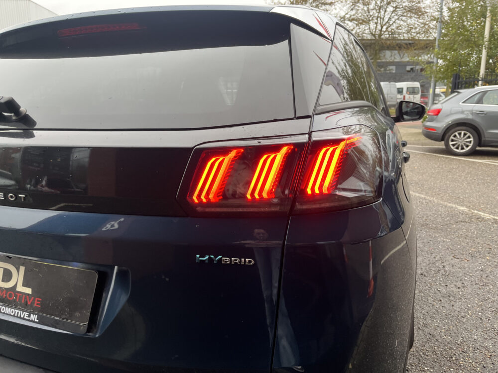 Peugeot 3008 1.6 HYbrid 225 Allure 1e EIGENAAR // DODEHOEK // HALF LEDER // CAMERA+SENSOREN // NAVI+CARPLAY // STOELVERWARMING // CLIMA // 11