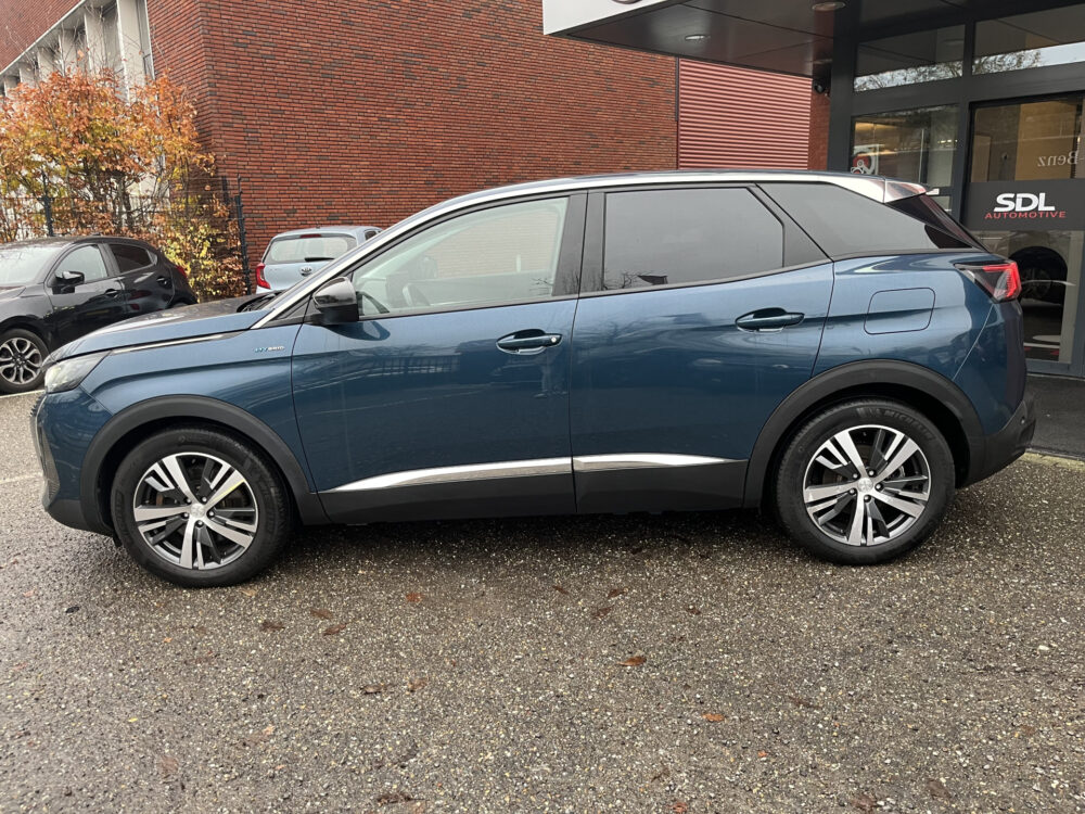 Peugeot 3008 1.6 HYbrid 225 Allure 1e EIGENAAR // ADAPT. CRUISE // KEYLESS // DODEHOEK // CAMERA+SENSOREN // NAVI+CARPLAY // HALF LEDER // 2