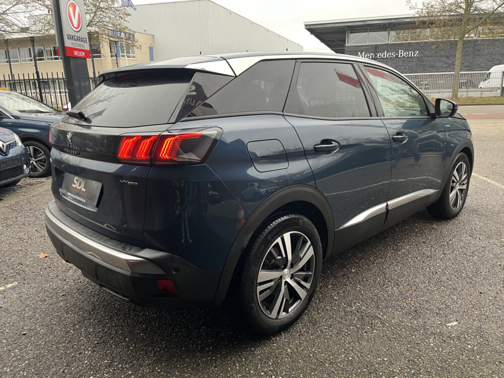 Peugeot 3008 1.6 HYbrid 225 Allure 1e EIGENAAR // ADAPT. CRUISE // KEYLESS // DODEHOEK // CAMERA+SENSOREN // NAVI+CARPLAY // HALF LEDER // 5