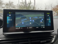 Peugeot 3008 1.6 HYbrid 225 Allure 1e EIGENAAR // ADAPT. CRUISE // KEYLESS // DODEHOEK // CAMERA+SENSOREN // NAVI+CARPLAY // HALF LEDER // 59