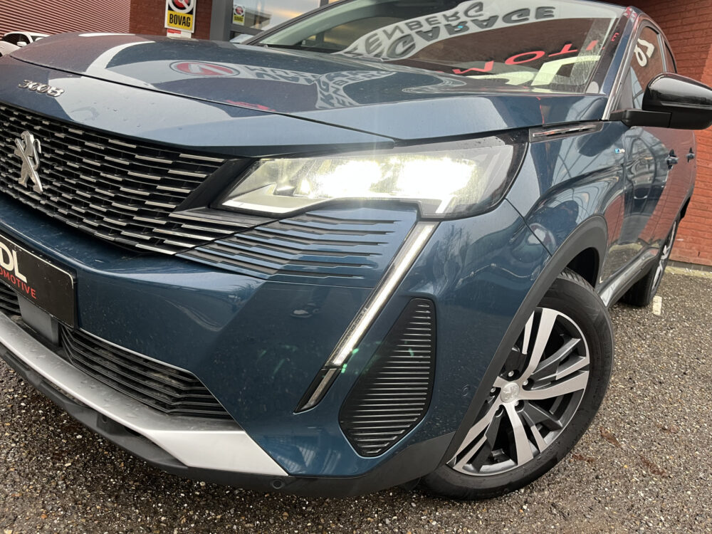 Peugeot 3008 1.6 HYbrid 225 Allure 1e EIGENAAR // ADAPT. CRUISE // KEYLESS // DODEHOEK // CAMERA+SENSOREN // NAVI+CARPLAY // HALF LEDER // 8