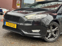 Ford FOCUS Wagon 1.5 ST-Line 183 PK!!! // NAVI // PDC // CRUISE // CLIMA // TREKHAAK // BLUETOOTH // STOELVERWARMING 37