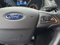 Ford FOCUS Wagon 1.5 ST-Line 183 PK!!! // NAVI // PDC // CRUISE // CLIMA // TREKHAAK // BLUETOOTH // STOELVERWARMING 43