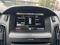 Ford FOCUS Wagon 1.5 ST-Line 183 PK!!! // NAVI // PDC // CRUISE // CLIMA // TREKHAAK // BLUETOOTH // STOELVERWARMING 44
