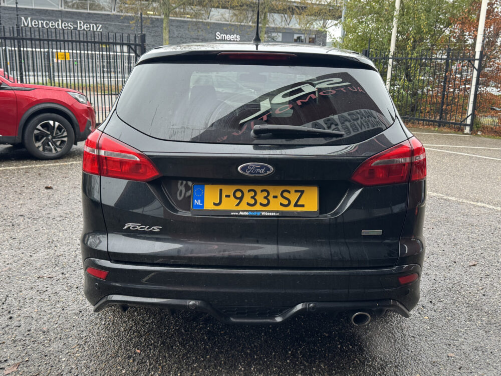 Ford FOCUS Wagon 1.5 ST-Line 183 PK!!! // NAVI // PDC // CRUISE // CLIMA // TREKHAAK // BLUETOOTH // STOELVERWARMING 6