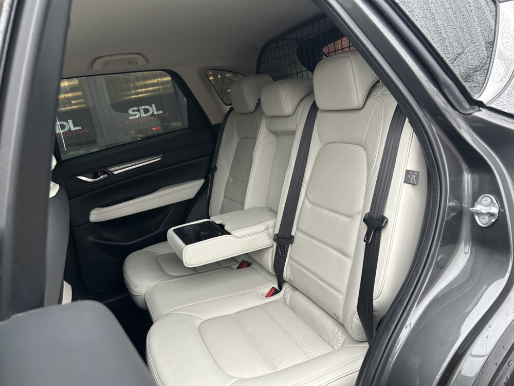 Mazda CX-5 2.5 4WD SkyActiv-G 194 Luxury // FULL LED // MEMORY SEAT // HUD // BOSE AUDIO // NAVI + CARPLAY // 360 CAMERA // TREKHAAK!! 29