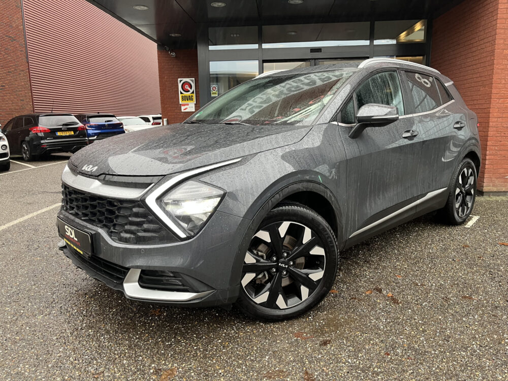 Kia Sportage 1.6 T-GDi Plug-in Hybrid AWD DynamicPlusLine // ADAPT. CRUISE // CAMERA+SENSOREN // NAVI+CARPLAY // STUUR+STOELVERWARMING // 1