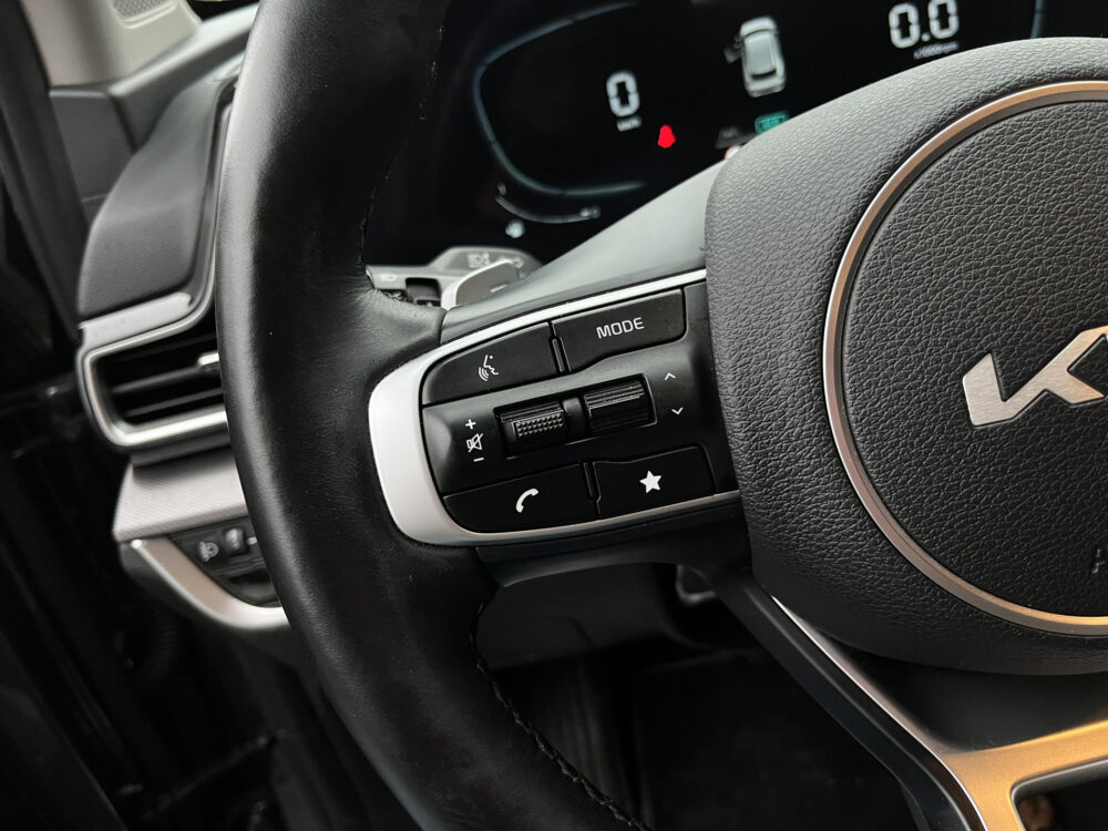 Kia Sportage 1.6 T-GDi Plug-in Hybrid AWD DynamicPlusLine // ADAPT. CRUISE // CAMERA+SENSOREN // NAVI+CARPLAY // STUUR+STOELVERWARMING // 21