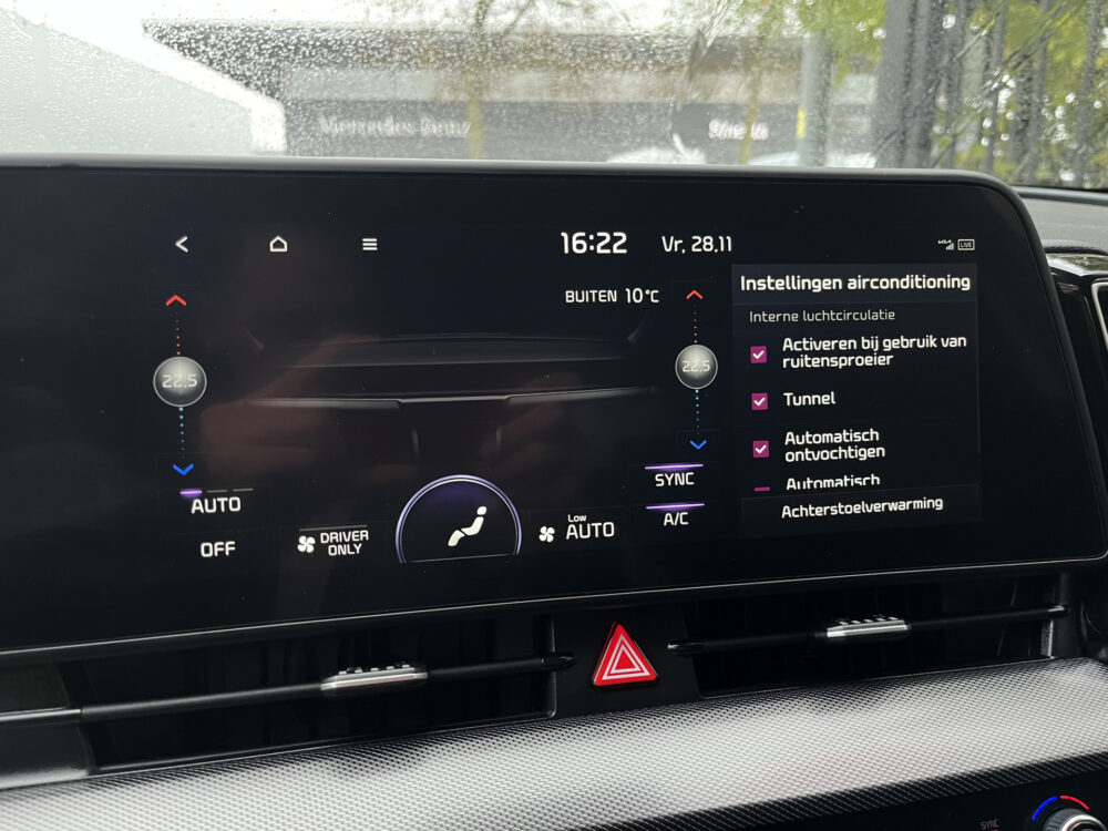 Kia Sportage 1.6 T-GDi Plug-in Hybrid AWD DynamicPlusLine // ADAPT. CRUISE // CAMERA+SENSOREN // NAVI+CARPLAY // STUUR+STOELVERWARMING // 33