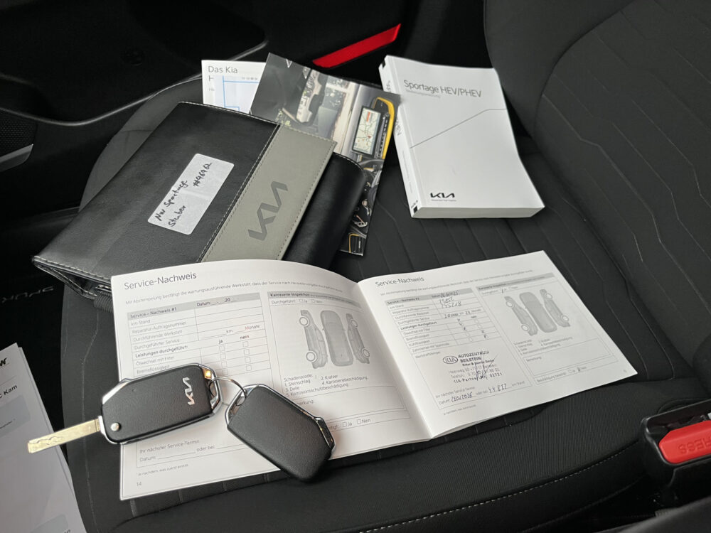 Kia Sportage 1.6 T-GDi Plug-in Hybrid AWD DynamicPlusLine // ADAPT. CRUISE // CAMERA+SENSOREN // NAVI+CARPLAY // STUUR+STOELVERWARMING // 36