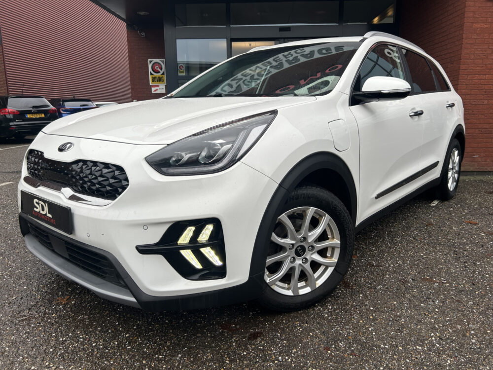 Kia Niro 1.6 GDi PHEV ExecutiveLine // FULL LED // SCHUIF/KANTELDAK // NAVI + CARPLAY // CAMERA // MEMORY SEAT // JBL AUDIO // TREKHAAK!! 1