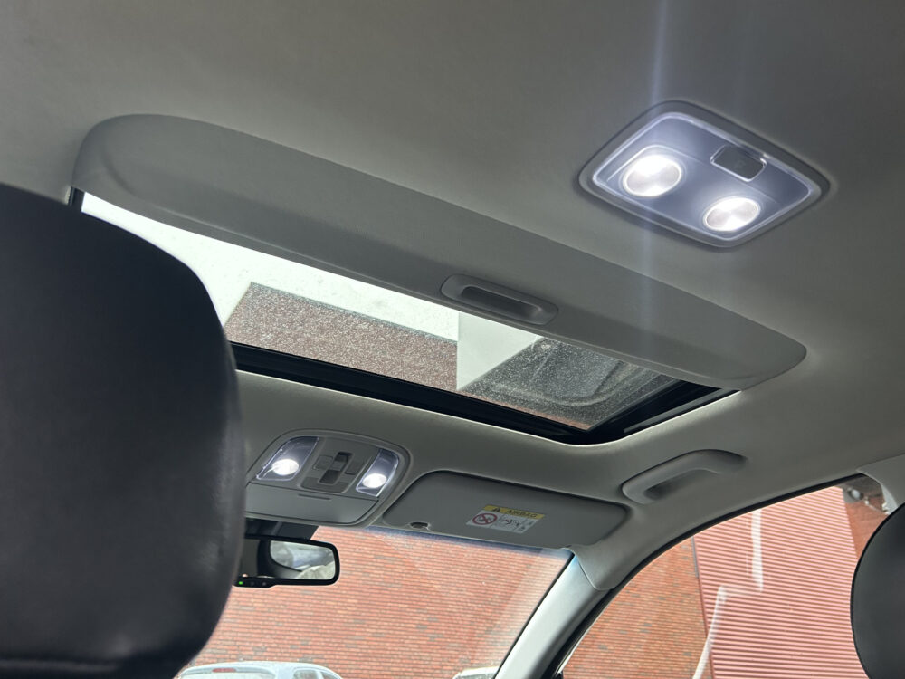 Kia Niro 1.6 GDi PHEV ExecutiveLine // FULL LED // SCHUIF/KANTELDAK // NAVI + CARPLAY // CAMERA // MEMORY SEAT // JBL AUDIO // TREKHAAK!! 14