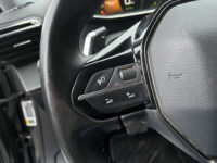 Peugeot 2008 1.2 PureTech Allure // LED // HALF LEDER // KEYLESS // CAMERA+SENSOREN // APPLE-ANDROID AUTO // 50