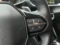 Peugeot 2008 1.2 PureTech Allure // LED // HALF LEDER // KEYLESS // CAMERA+SENSOREN // APPLE-ANDROID AUTO // 52