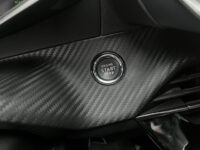 Peugeot 2008 1.2 PureTech Allure // LED // HALF LEDER // KEYLESS // CAMERA+SENSOREN // APPLE-ANDROID AUTO // 53