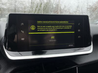 Peugeot 2008 1.2 PureTech Allure // LED // HALF LEDER // KEYLESS // CAMERA+SENSOREN // APPLE-ANDROID AUTO // 56