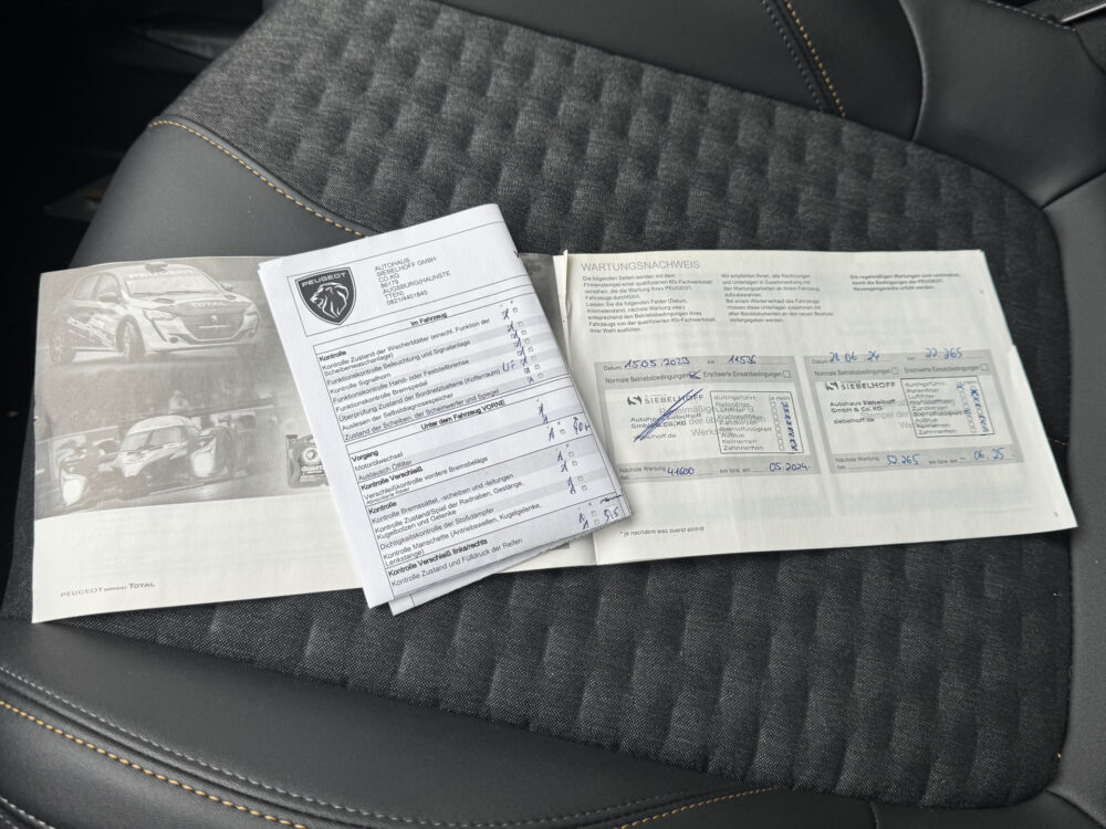 Peugeot 3008 1.6 HYbrid 225 Road Trip 1STE EIGENAAR!! UNIEK 28000KM!!! // CAMERA // NAVI // CRUISE // CLIMA // APPLE CARPLAY - ANDROID AUTO / 29