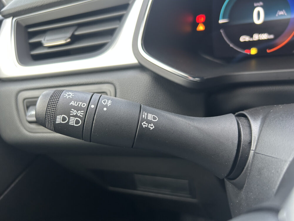 Renault Captur 1.6 E-Tech full hybrid 145 Techno // FULL LED // NAVI + CARPLAY // CAMERA // HALF-LEDER // PDC V+A 11