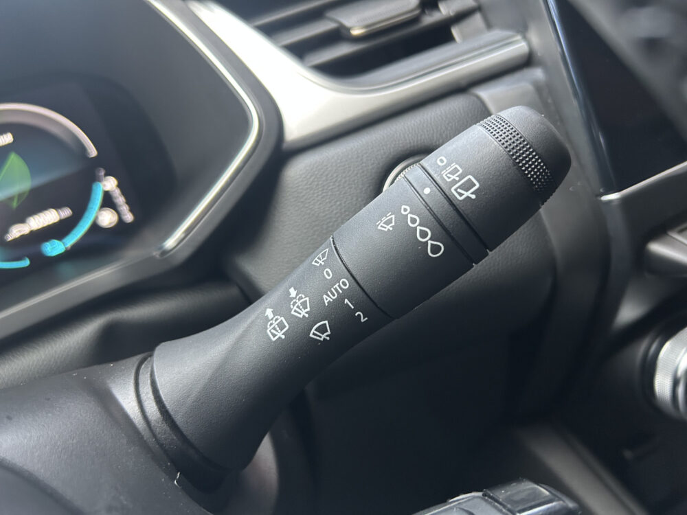 Renault Captur 1.6 E-Tech full hybrid 145 Techno // FULL LED // NAVI + CARPLAY // CAMERA // HALF-LEDER // PDC V+A 12