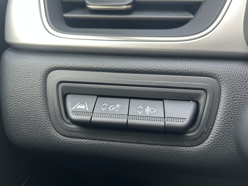 Renault Captur 1.6 E-Tech full hybrid 145 Techno // FULL LED // NAVI + CARPLAY // CAMERA // HALF-LEDER // PDC V+A 23