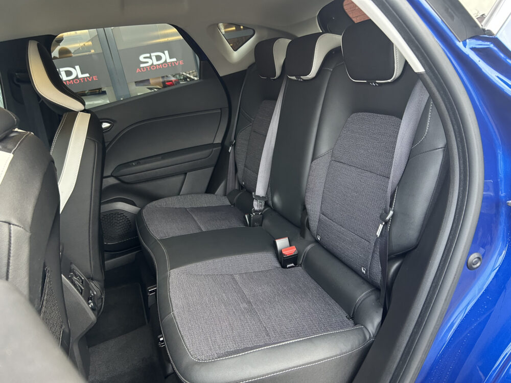 Renault Captur 1.6 E-Tech full hybrid 145 Techno // FULL LED // NAVI + CARPLAY // CAMERA // HALF-LEDER // PDC V+A 27