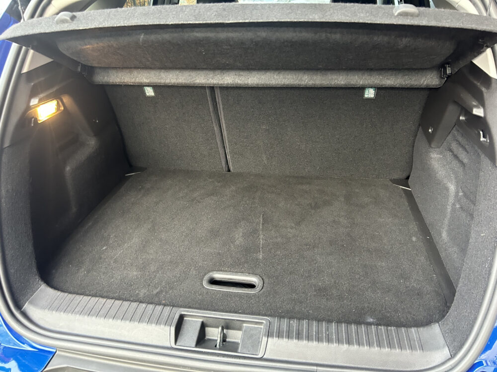 Renault Captur 1.6 E-Tech full hybrid 145 Techno // FULL LED // NAVI + CARPLAY // CAMERA // HALF-LEDER // PDC V+A 28