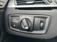 BMW X1 sDrive20i Executive X-Line // LED // LEDER // HEAD-UP DISPLAY // ELEK. ACHTERKLEP // NAVI // PDC V+A // 58