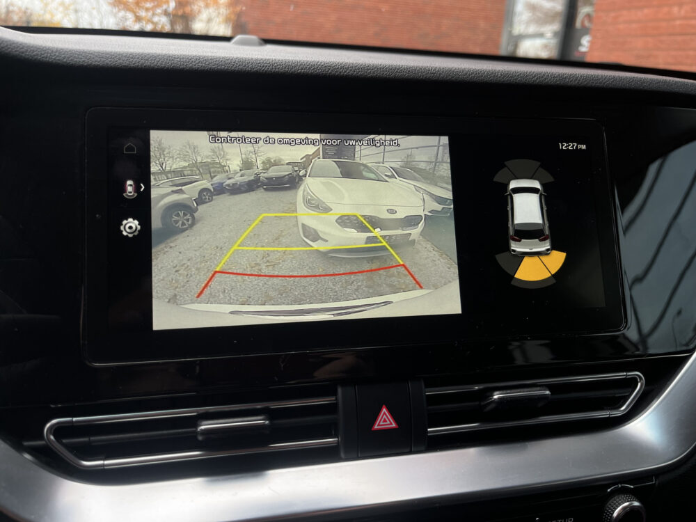 Kia Niro 1.6 GDi Hybrid ExecutiveLine // LED // LEDER // ELEK. STOEL+GEHEUGEN // JBL AUDIO // DODEHOEK // CAMERA+SENSOREN // 31