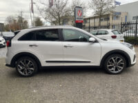 Kia Niro 1.6 GDi Hybrid ExecutiveLine // LED // LEDER // ELEK. STOEL+GEHEUGEN // JBL AUDIO // DODEHOEK // CAMERA+SENSOREN // 42