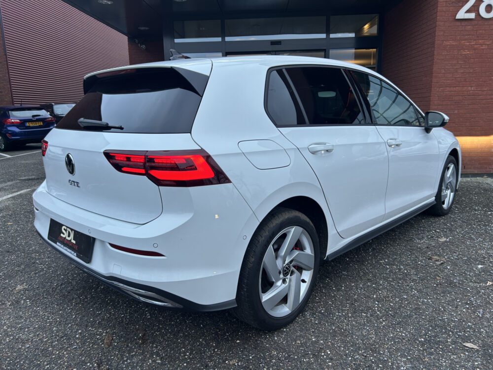Volkswagen Golf 1.4 eHybrid GTE 1e EIGENAAR!! // MATRIX LED // STOEL + STUURWIELVERWARMING // NAVI + CARPLAY // SFEERVERLICHTING // ADAPTIV. CRU 2