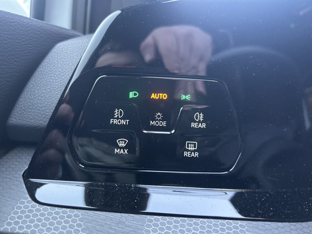 Volkswagen Golf 1.4 eHybrid GTE 1e EIGENAAR!! // MATRIX LED // STOEL + STUURWIELVERWARMING // NAVI + CARPLAY // SFEERVERLICHTING // ADAPTIV. CRU 23