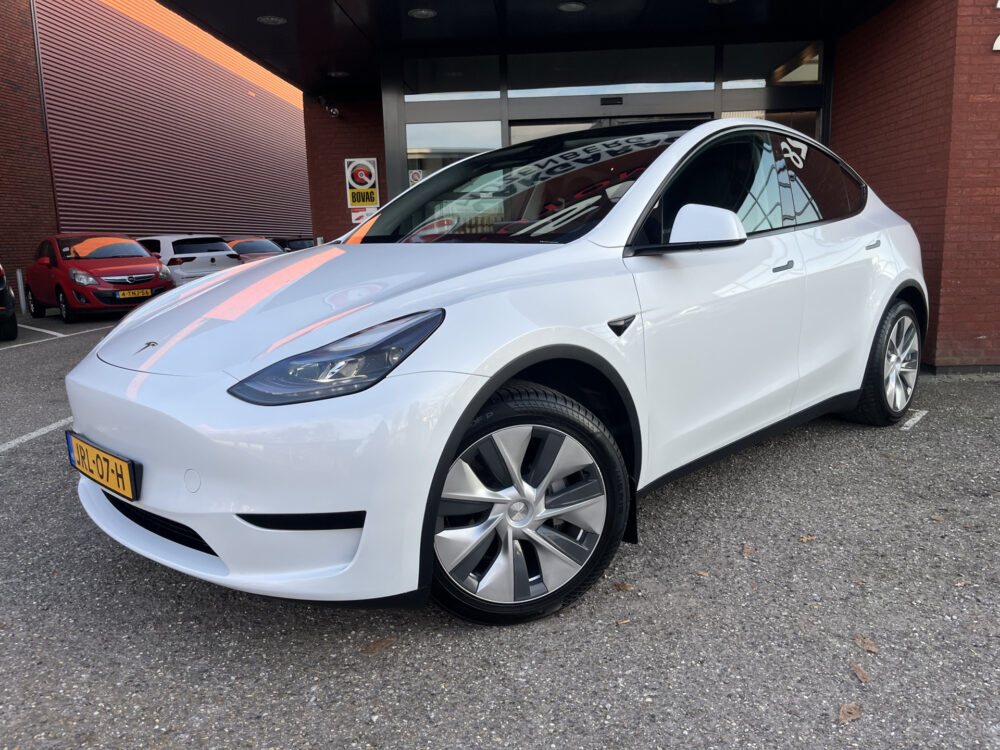 Tesla Model Y RWD 58 kWh 1STE EIGENAAR!! // PANODAK // NAVI // ADAPTIVE CRUISE // CLIMA // AUTOPILOT // 360 CAMERA // LEDEREN BEKLEDING // 1