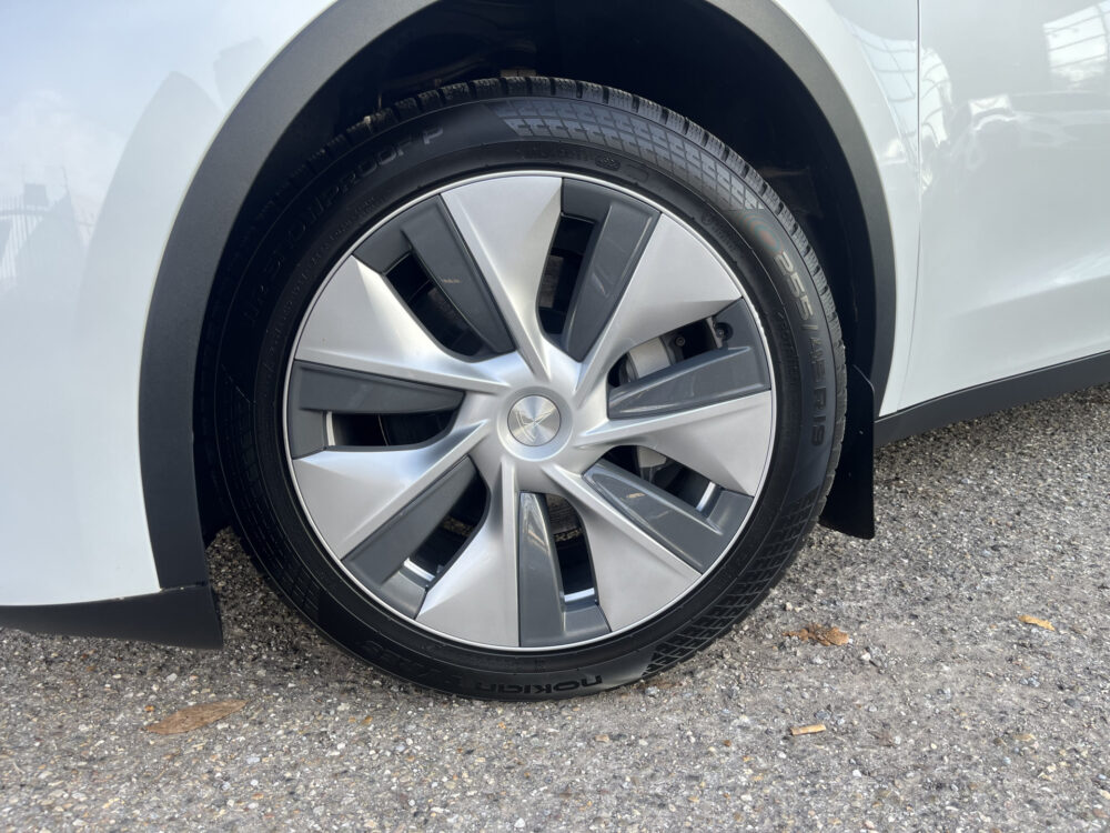 Tesla Model Y RWD 58 kWh 1STE EIGENAAR!! // PANODAK // NAVI // ADAPTIVE CRUISE // CLIMA // AUTOPILOT // 360 CAMERA // LEDEREN BEKLEDING // 10