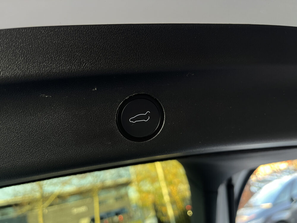 Tesla Model Y RWD 58 kWh 1STE EIGENAAR!! // PANODAK // NAVI // ADAPTIVE CRUISE // CLIMA // AUTOPILOT // 360 CAMERA // LEDEREN BEKLEDING // 13